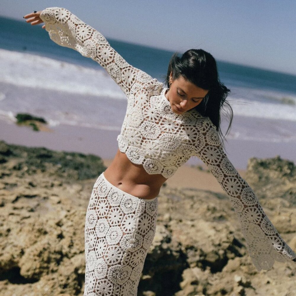 KAOA Cream Crochet Long Sleeve Crop Top Size S NWT